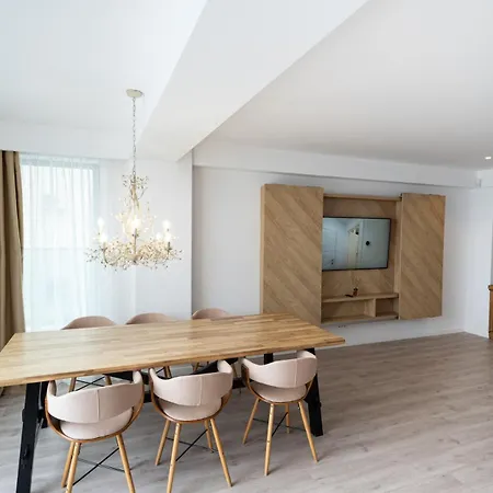 Deluxe Penthouse With Sea View At Wave 2 Apartment