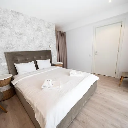 Deluxe Penthouse With Sea View At Wave 2 Apartment *