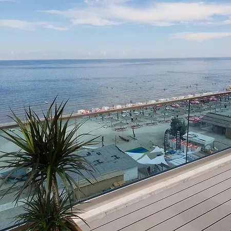 Deluxe Penthouse With Sea View At Wave 2