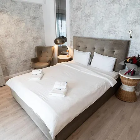 Deluxe Penthouse With Sea View At Wave 2 Apartment