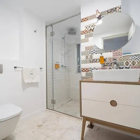 Apartment Deluxe Penthouse With Sea View At Wave 2 Navodari