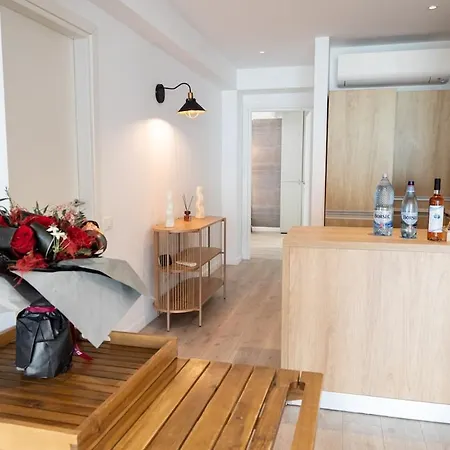 Deluxe Penthouse With Sea View At Wave 2 *