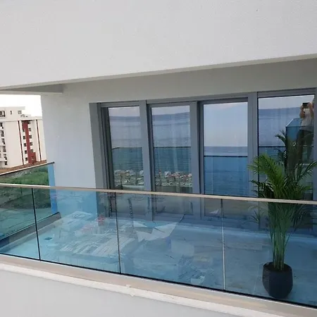 Deluxe Penthouse With Sea View At Wave 2 Apartment